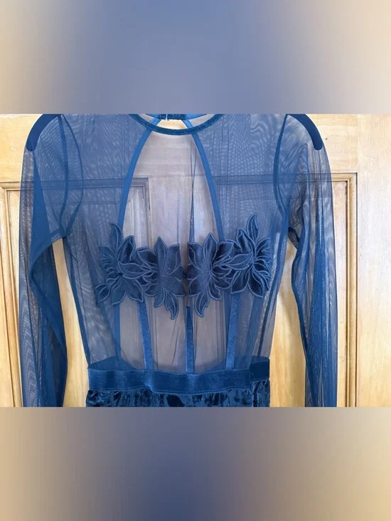 Victoria's Secret Black Sheer Bodice Floral Applique Velvet Jumpsuit - Picture 4 of 8